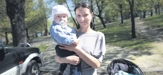 - Boję się o bezpieczeństwo dziecka – mówi Monika Chojnowska, mieszkanka Podjuch.