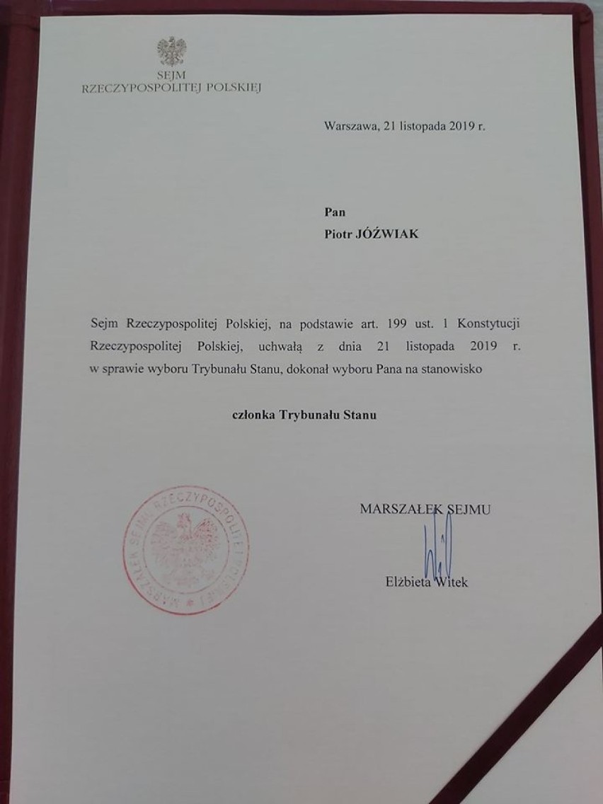 Leszno. Wiceprezydent Piotr Jóżwiak złożył ślubowanie. Jest sędzią Trybunału Stanu [ZDJĘCIA I FILM]