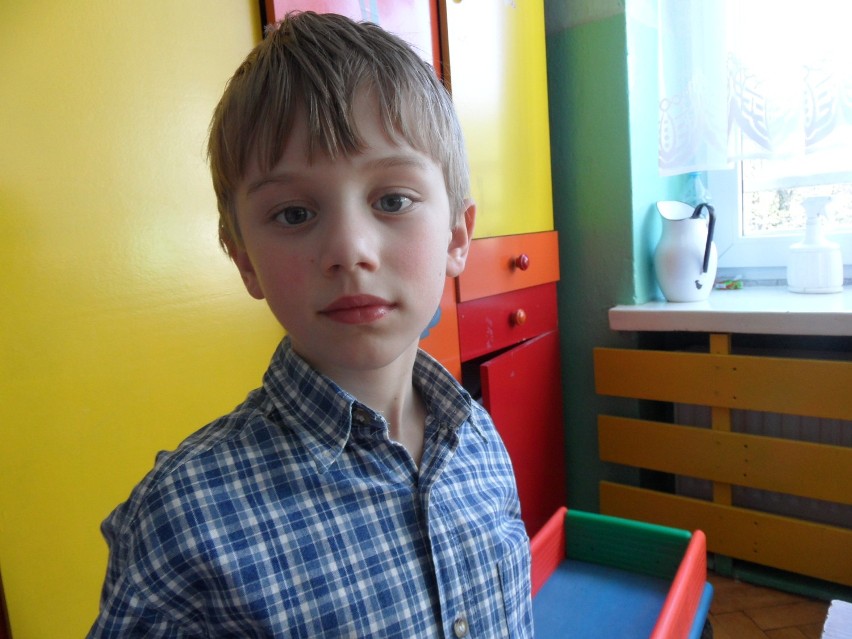 Łukasz Giża, 7 lat
Z moimi kolegami lubię  jeździć na wozie,...