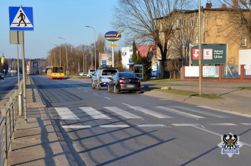 Potrącił mężczyznę na przejściu - może posiedzieć 8 lat