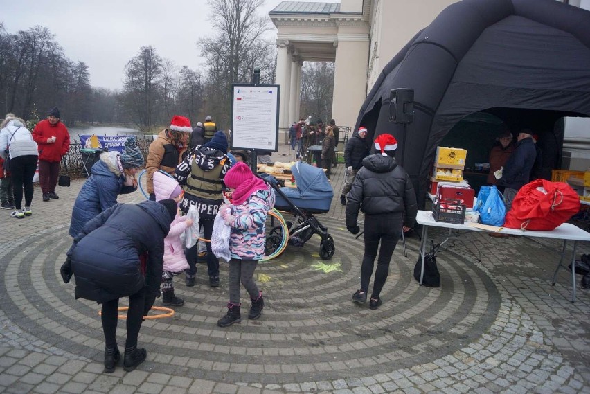 Choinka stanęła na... Prośnie w Kaliszu