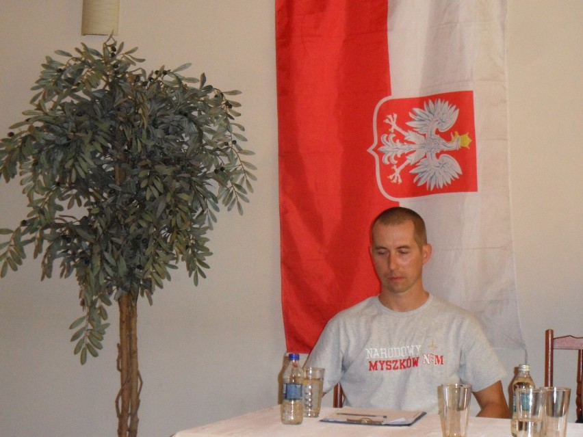 Grzegorz Braun w Myszkowie Z komitetem wyborczym Szczęść Boże ZDJĘCIA
