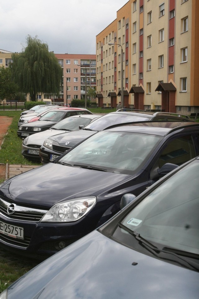 Brak parkingów to największy problem na osiedlu Żorska