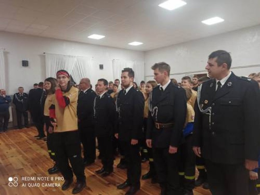 Młodzi strażacy w gmnie Koziegłowy złożyli uroczyste ślubowanie ZDJĘCIA