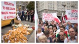 Wielki protest rolników. Przeszli pod siedzibę premiera. "Żądamy ograniczenia importu owoców z za granicy" [ZDJĘCIA]