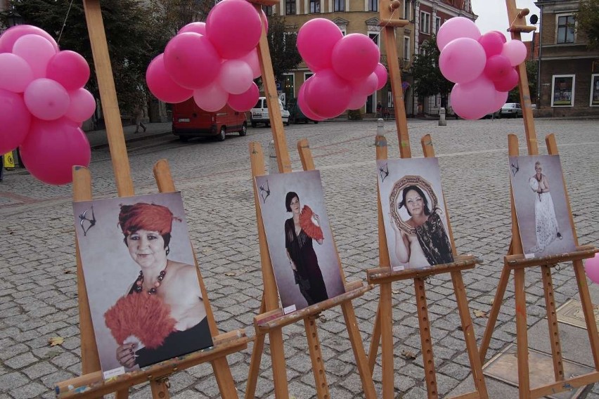 Gniezno: Amazonki pokazują, że z rakiem można wygrać. Zapozowały, by pokazać, że czują się kobieco