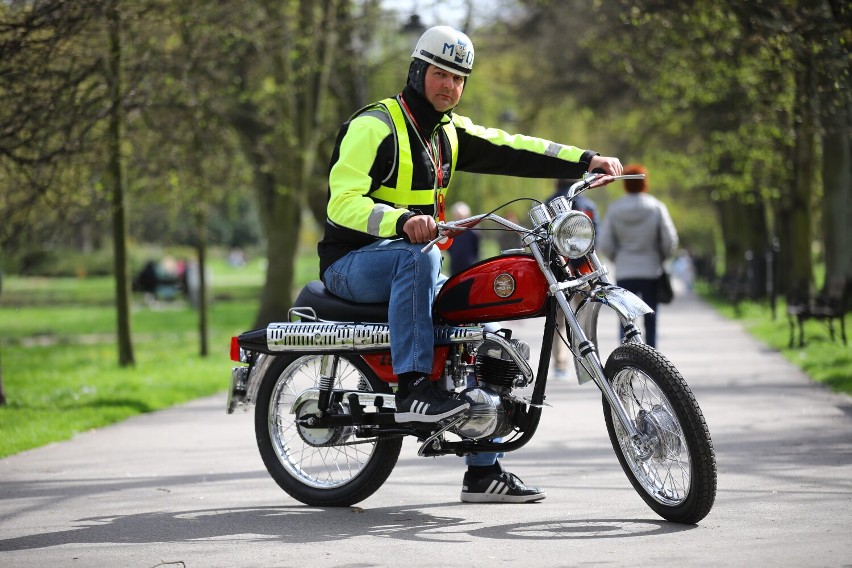 Klub Miłośników Motocykli WSK zainaugurował sezon 2022 w...