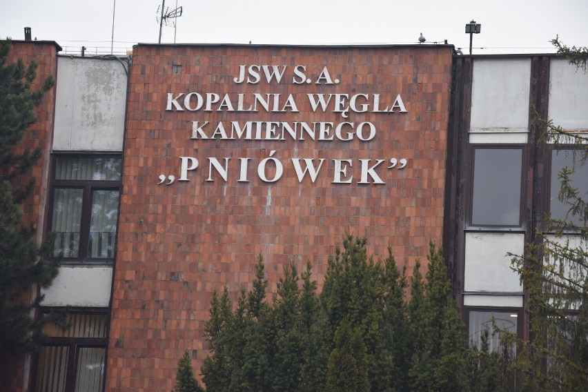 W wybuchu metanu w kopalni Pniówek zginęło 9 osób. 7 uznano...