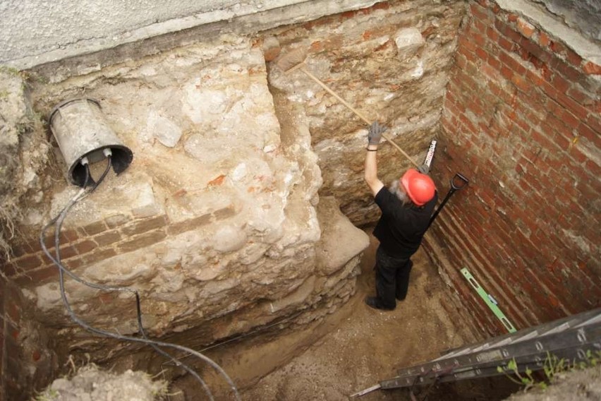 Kalisz: Archeologiczne odkrycia przy bazylice św. Józefa. ZDJĘCIA