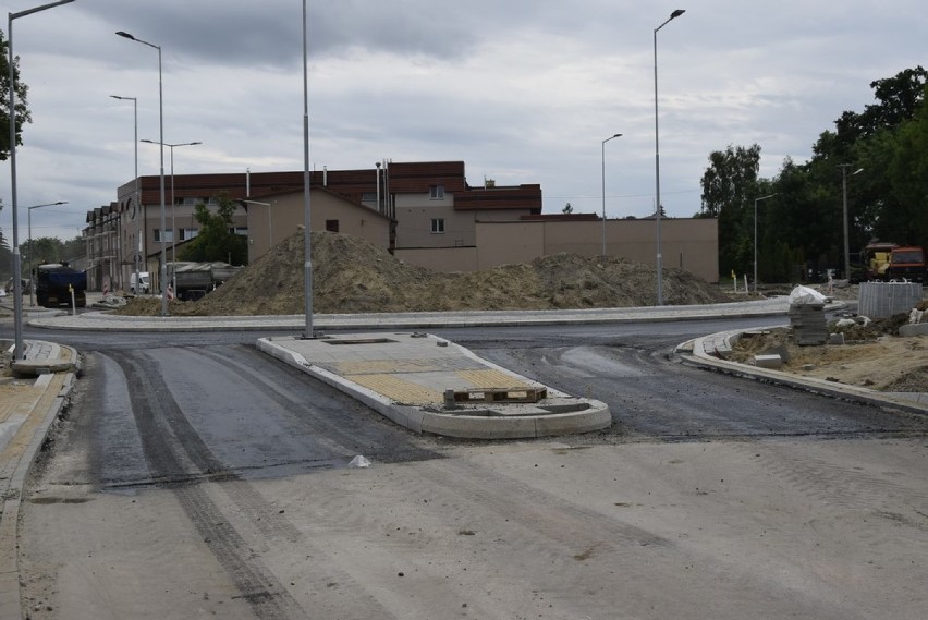 Budowa ronda na ulicy Rawskiej