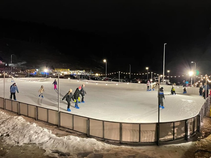 Ice Arena Czarna Góra - jedno z większych lodowisk w...