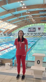 Niepełnosprawna pływaczka Alicja Piec najszybsza na 100 metrów w mistrzostwach Polski seniorów! ZDJĘCIA