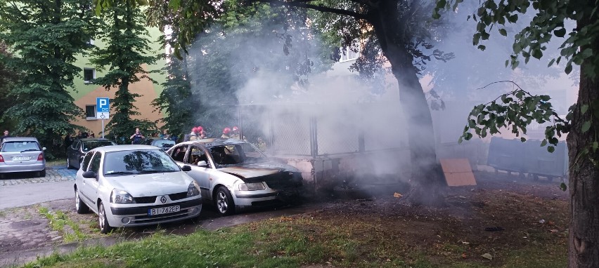 Pożar na Piaskowej Górze przy ul. Krasińskiego w Wałbrzychu