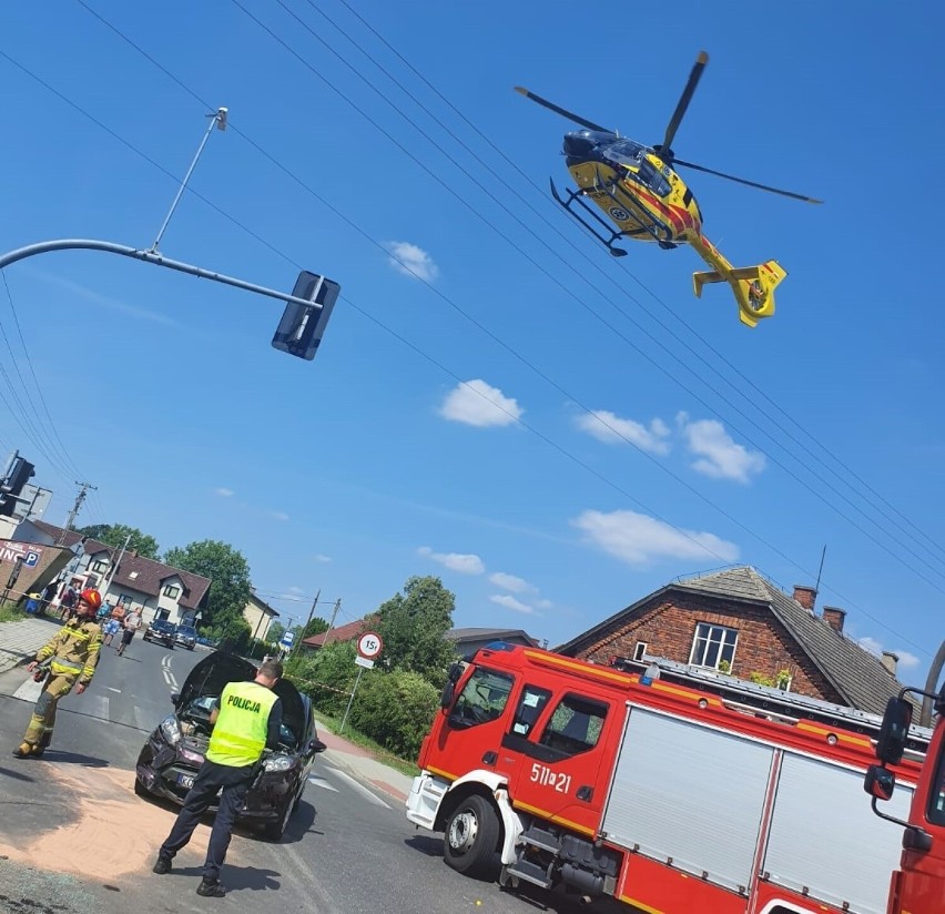 W Zasolu koło Brzeszcz doszło do wypadku. Cztery osoby...