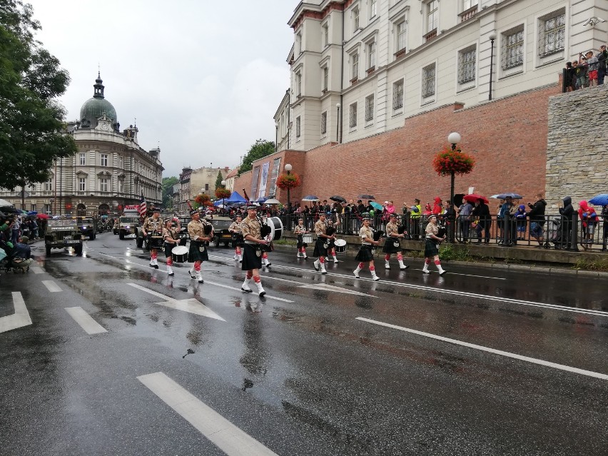 Powrót Operacji Południe: militarne samchody przejechały przez ulice Bielska-Białej (ZDJĘCIA)