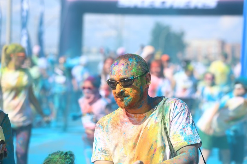 The Color Run 2019, Warszawa. Tysiące osób wzięło udział w...