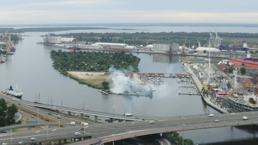 Dym nad wyspą Grodzką w Szczecinie. Pożar? Uspokajamy