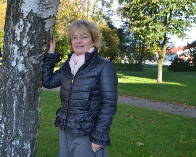 Marzena Wilkanowska – Szojda jest pielęgniarką od ponad 30 lat. Pani Marzena pracowała w różnych miejscach. Było to pogotowie ratunkowe, zakład opiekuńczo – leczniczy dla psychicznie i nerwowo chorych, izba przyjęć czy oddział wewnętrzny.