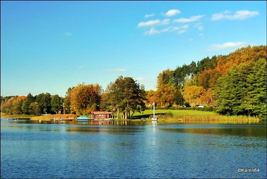 Jezioro Ostrzyckie jesienią