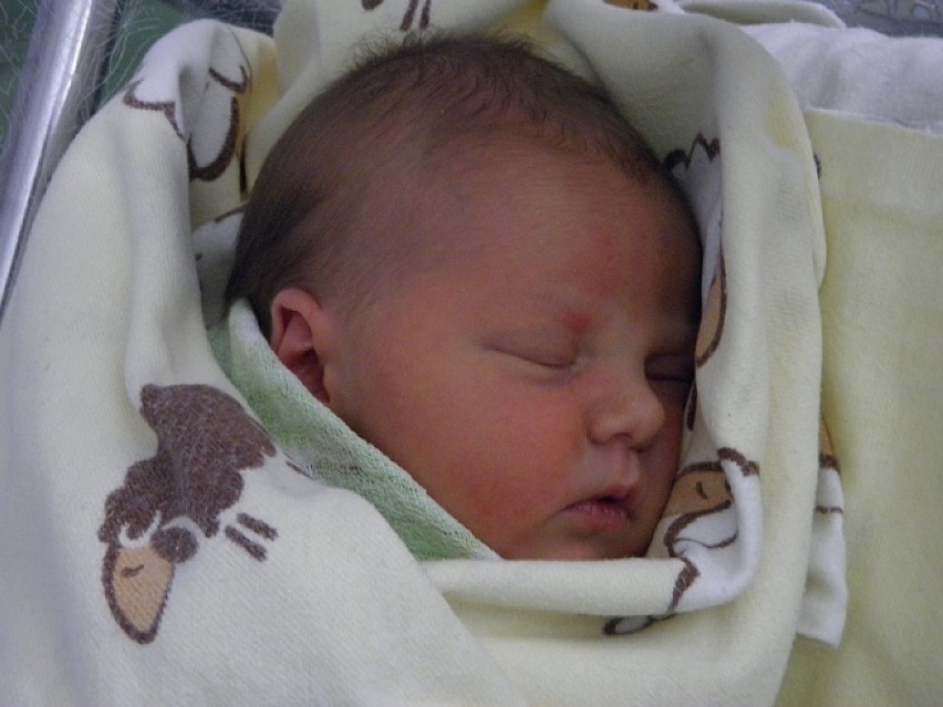 Emilia Nikel, córka Edyty i Piotra, urodziła się 15 stycznia...