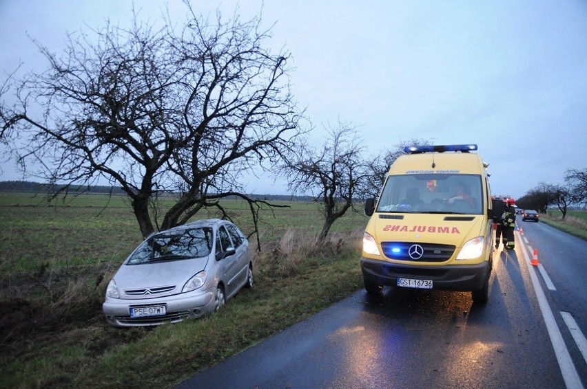 Wypadek - 3 listopada - na drodze Nochowo -Wyrzeka