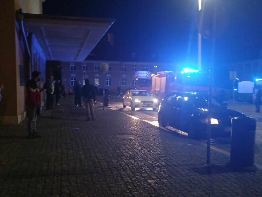 W budynku dworca PKP w Legnicy włączył się alarm...
