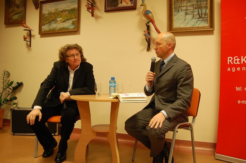 Zbigniew Wodecki spotkał się z mieszkańcami Redy w Miejskiej Bibliotece Publicznej