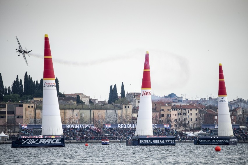 Red Bull Air Race: Wyrównana walka w czołówce na progu azjatyckiego przystanku!