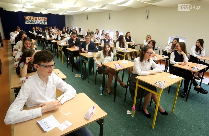 Strajk trwa. Szczecińscy uczniowie przystąpili do egzaminów gimnazjalnych