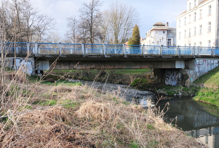 Przetarg na budowę mostu i rozbudowę ulicy Paderewskiego w Krośnie unieważniony. Czy władze miasta uwzględnią petycję mieszkańców?