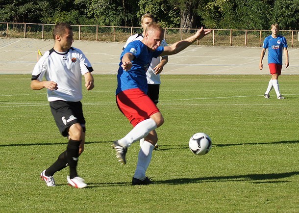 Łukasz Wiącek strzelił pierwszego gola w tym sezonie.