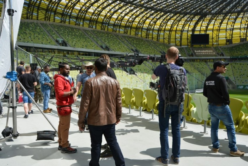 Bollywood w Gdańsku. Kręcili sceny do filmu na stadionie PGE [ZDJĘCIA]