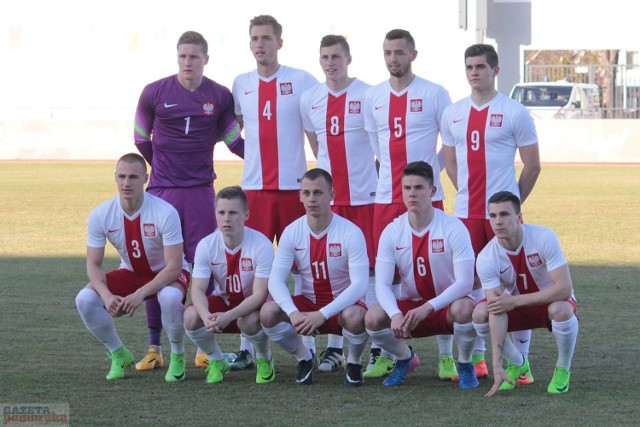 Mecz reprezentacji U-20 na stadionie Ośrodka Sportu i Rekreacji we Włocławku. Polska - Grecja 2:1 (1:0)

Gola z rzutu karnego zdobył Karol Angielski w 18. minucie. Na 2:0 gola strzelił Damian Garbacik w 81. minucie. Ale wynik ustalił Koulouris także z rzutu karnego w 90. minucie.

&lt;center&gt;
&lt;iframe src="//get.x-link.pl/9c8616a2-599c-b42e-abb0-bc89d921ac4e,bdb627ae-135c-c12f-fb76-a5f485e1bb37,embed.html" width="640" height="360" frameborder="0" webkitallowfullscreen="" mozallowfullscreen="" allowfullscreen=""&gt;&lt;/iframe&gt;
&lt;/center&gt;