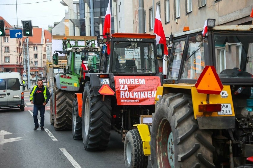 Protesty rolników odbywają się w całym kraju