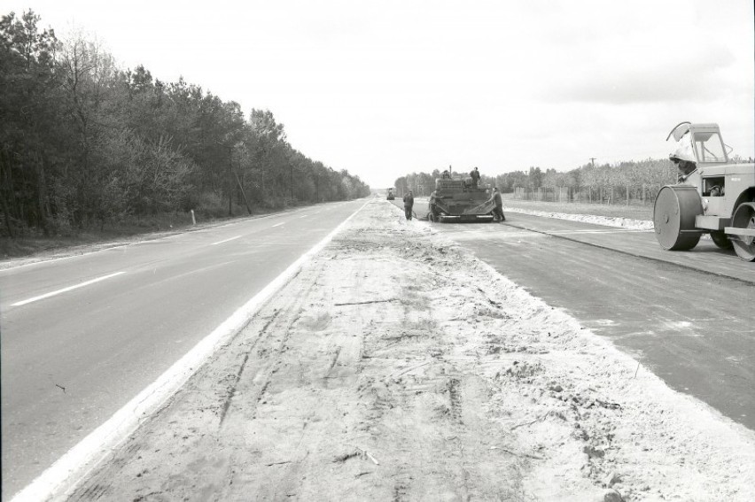 Tak powstawały najważniejsze drogi w Śląskiem. 
Gierkówka...