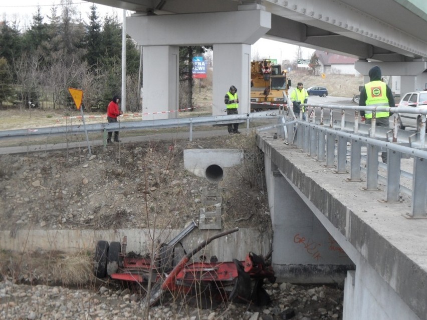 Wpadek busa koło Żywca. Tak wygląda miejsce tragedii [ZDJĘCIA]