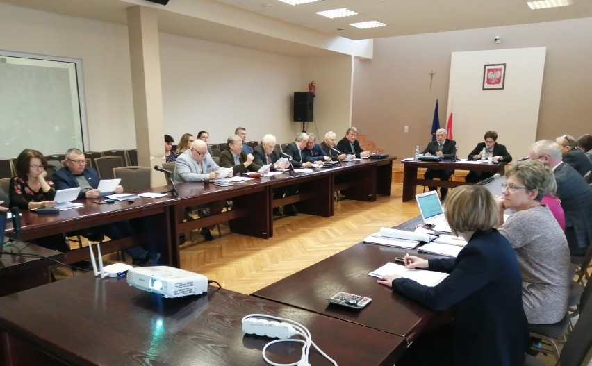 Gmina Łęczyca wniesie zażalenie do Ministra Edukacji Narodowej na decyzję kuratora