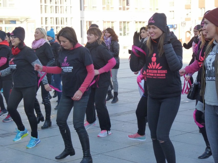 Akcja One Billion Rising w Koszalinie [zdjęcia, wideo]