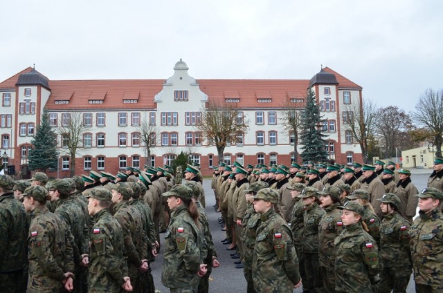 Nadodrzański Oddział Straży Granicznej w Krośnie Odrzańskim zorganizował zbiórkę z okazji 101. rocznicy odzyskania Niepodległości.