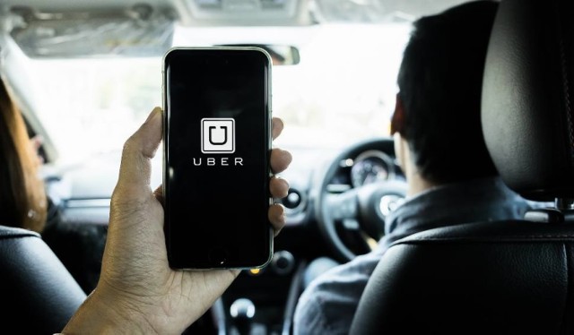 Jeśli nowy zapis znajdzie się w ustawie, Uber stałby się w Polsce niezgodny z prawem.