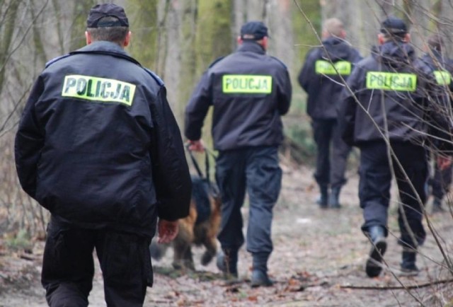 Do poszukiwań 20-latka z Twardorzeczki został wykorzystany policyjny pies tropiący.