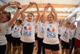 Minister Kamil Bortniczuk zachęcał uczniów do korzystania z oferty Programu Szkolny Klub Sportowy w Skarszewach 