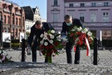 Znicz Pamięci Śrem. Marszałek Województwa Wielkopolskiego i Burmistrz Śremu oddali cześć pomordowanym