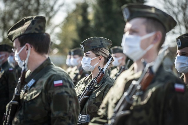W sobotę w Centrum Szkolenia Sił Powietrznych w Koszalinie przysięgę wojskową złożyli żołnierze służby przygotowawczej.