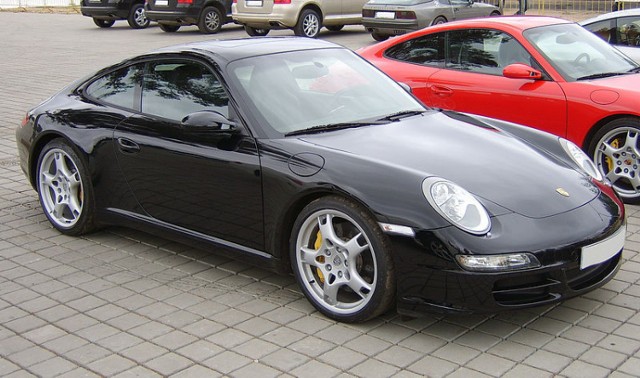 http://pl.wikipedia.org/w/index.php?title=Plik:Porsche911997.jpg&filetimestamp=20050901100832