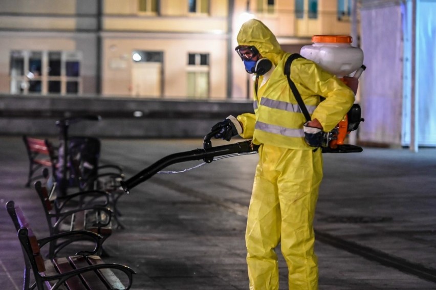 Szczyt zachorowań dopiero nadejdzie. Czy szpitale są gotowe?