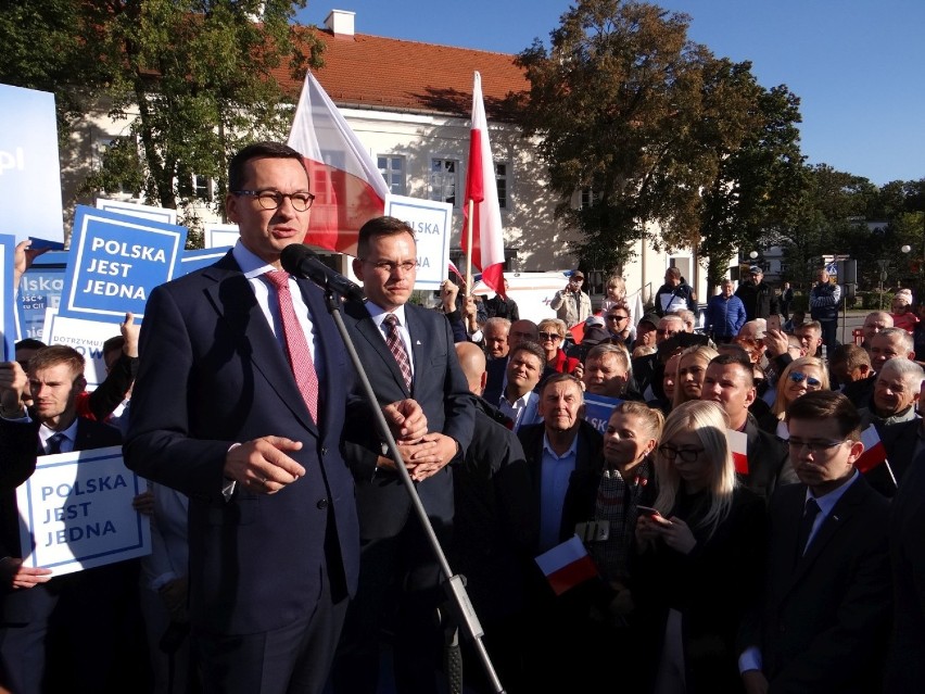 Wybory 2018. Premier Mateusz Morawiecki w Wieluniu [ZDJĘCIA, FILM]