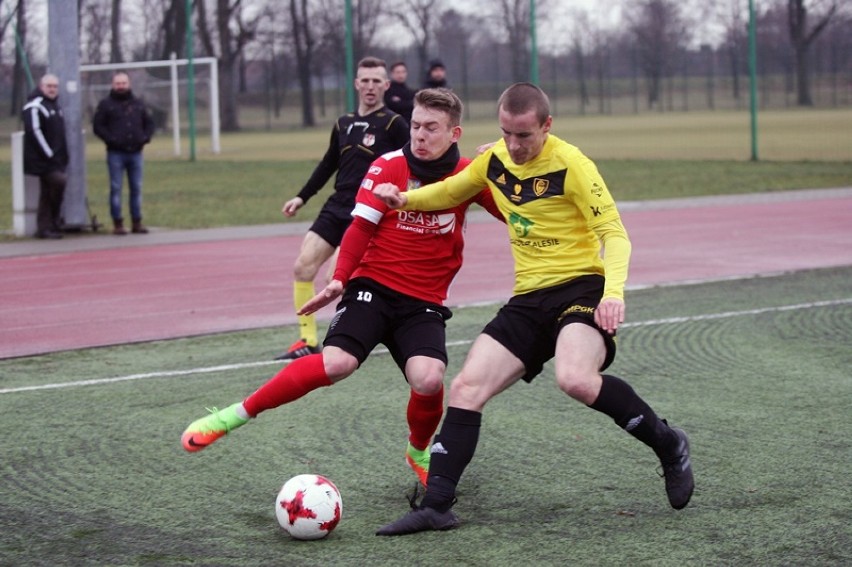 Piłkarze Miedzi Legnica wygrali z GKS Katowice