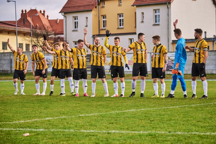 W sobotę, 20 listopada o g. 11 na stadionie miejskim w...