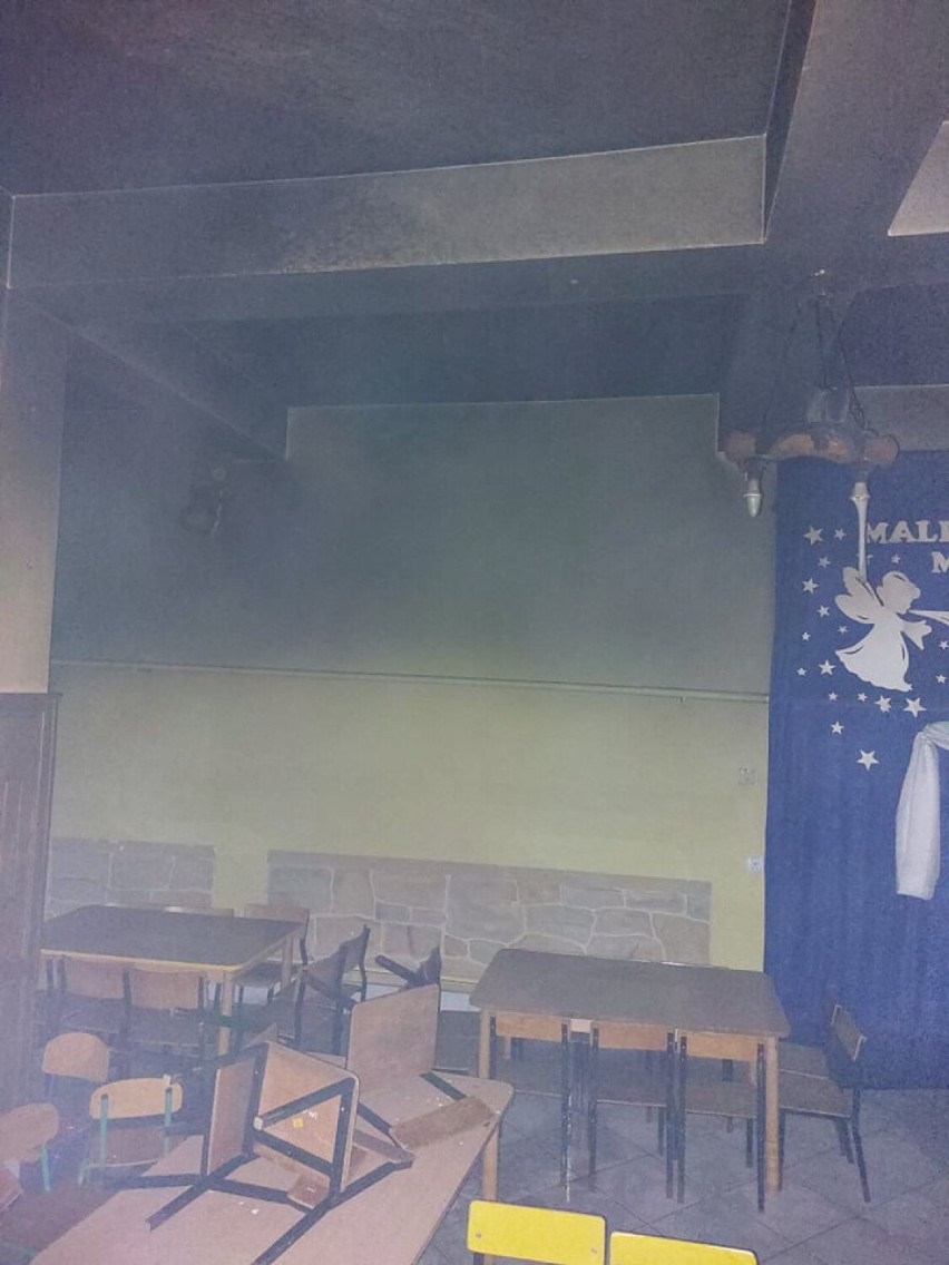 Skutki pożaru w przedszkolu w Starym Wiśniczu z 30.01.2022
